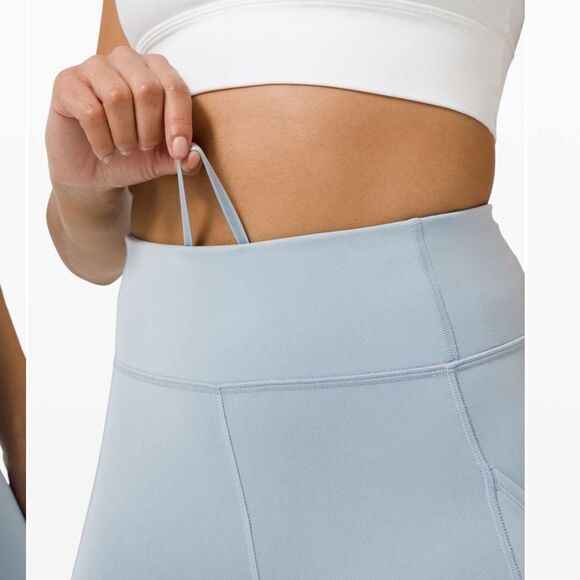 Lululemon Invigorate High-Rise Tight 25" Chambray pockets size 8 - Picture 3 of 14